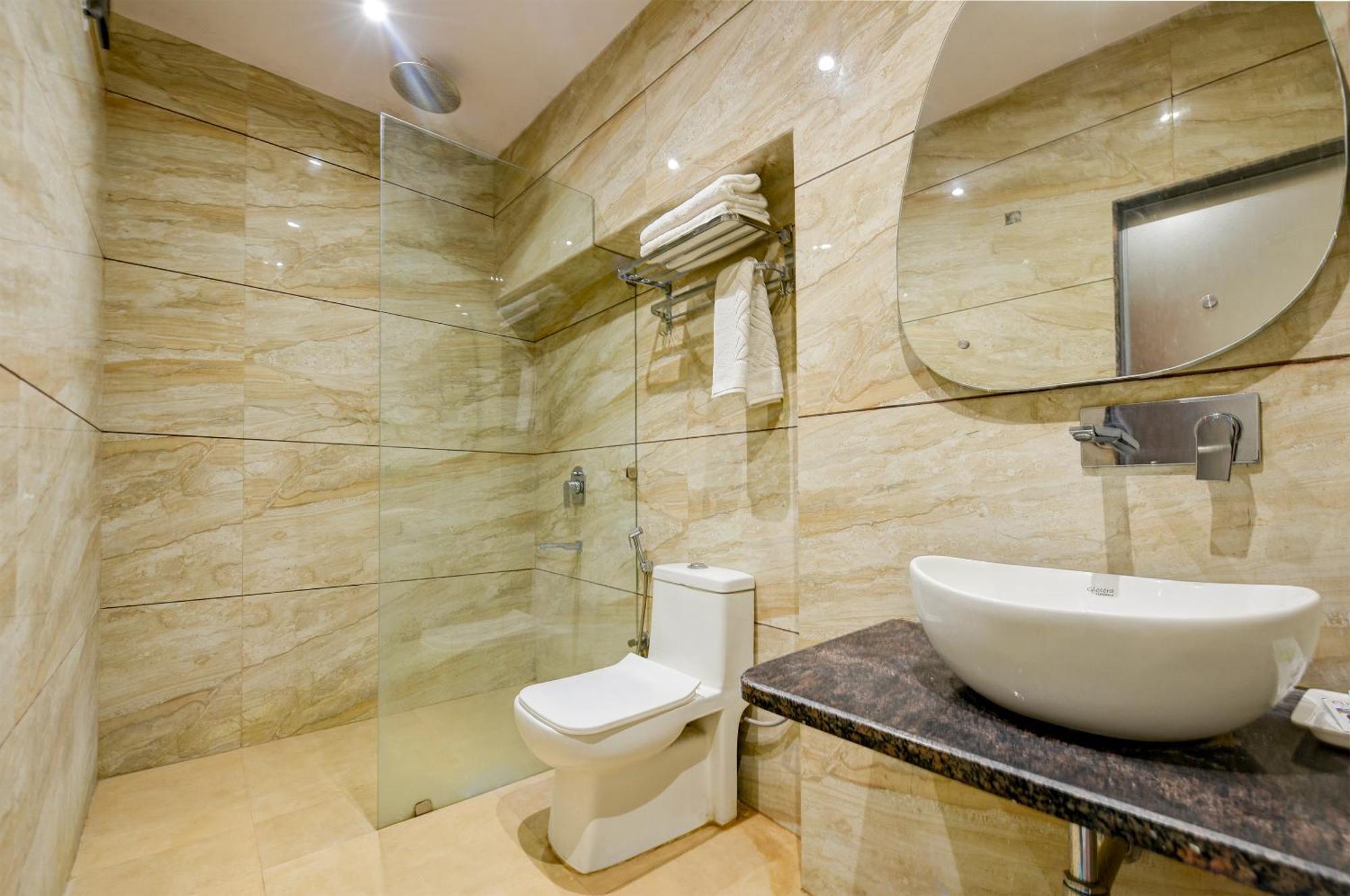 The Pearl Plaza Hotel In City Centre - Near New Delhi Railway Station Esterno foto