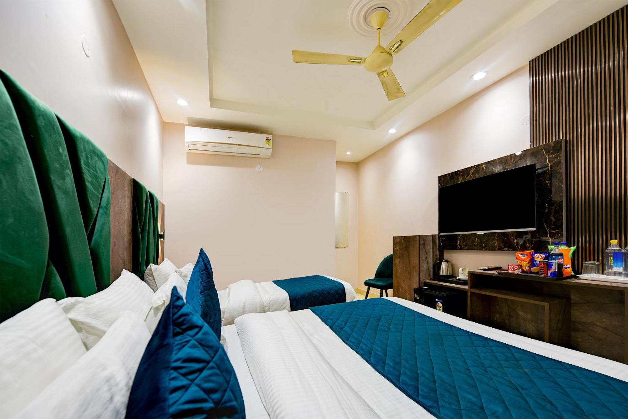 The Pearl Plaza Hotel In City Centre - Near New Delhi Railway Station Esterno foto
