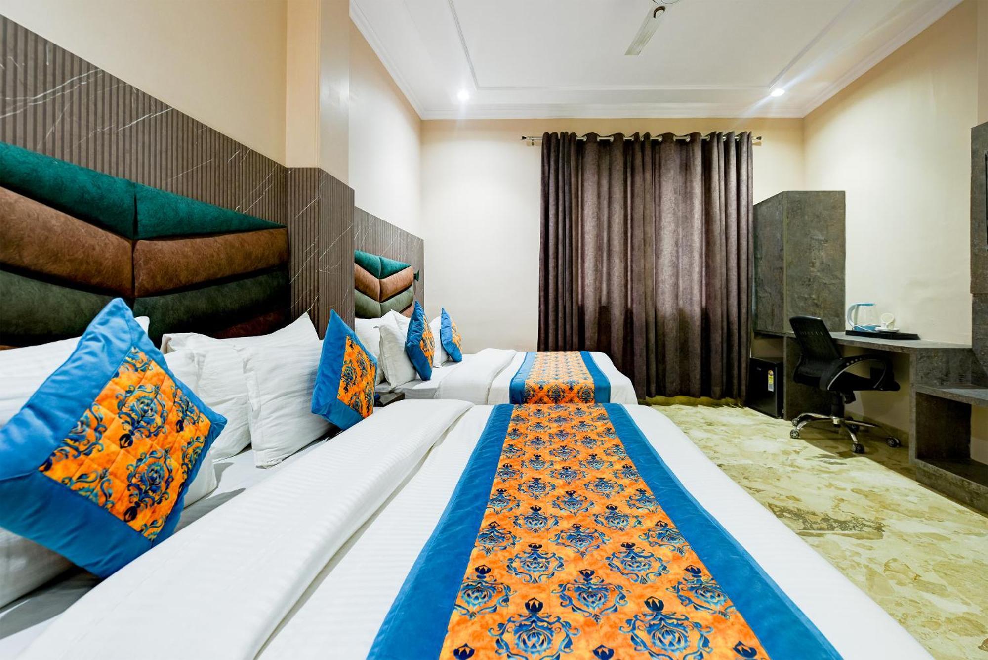 The Pearl Plaza Hotel In City Centre - Near New Delhi Railway Station Esterno foto