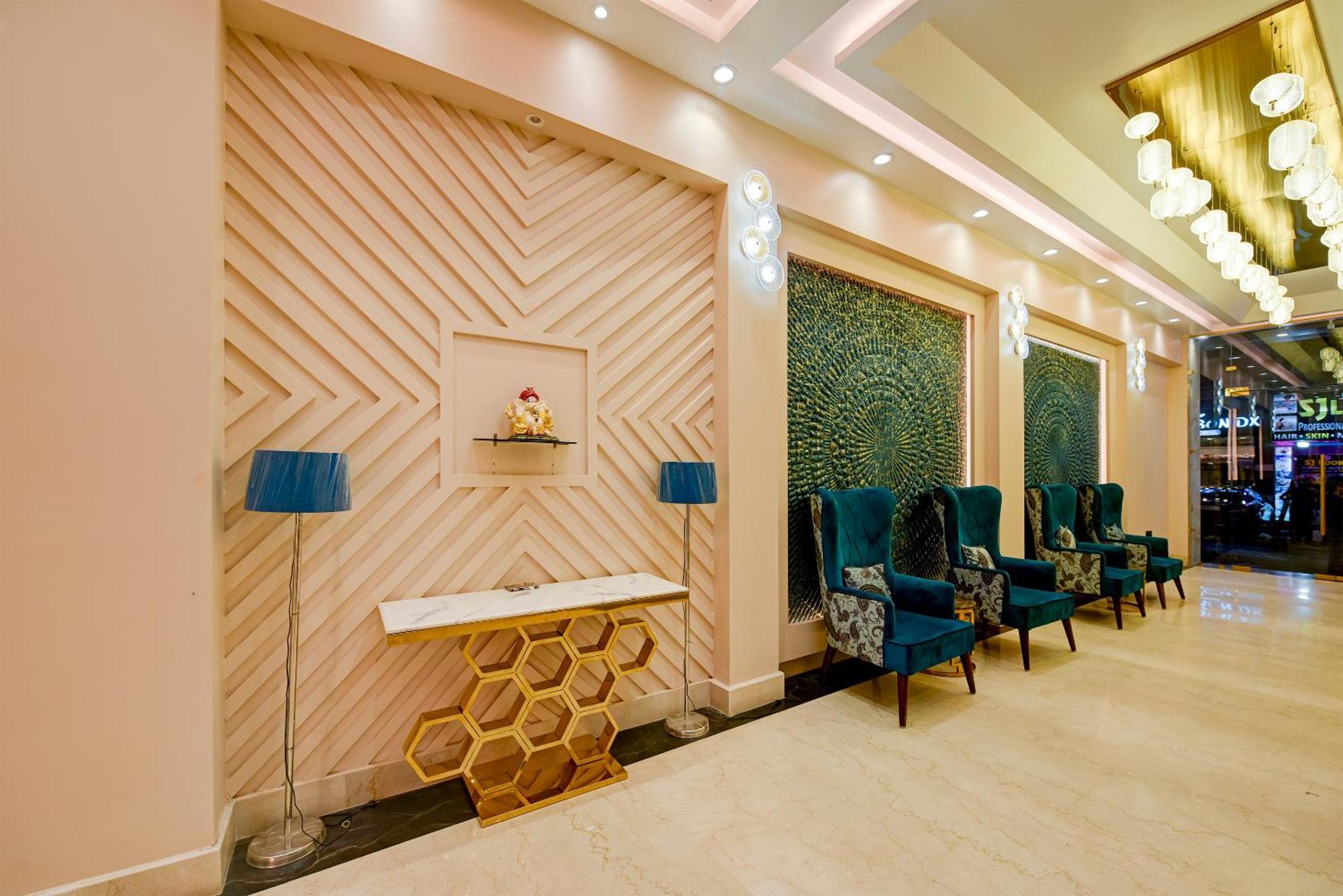 The Pearl Plaza Hotel In City Centre - Near New Delhi Railway Station Esterno foto