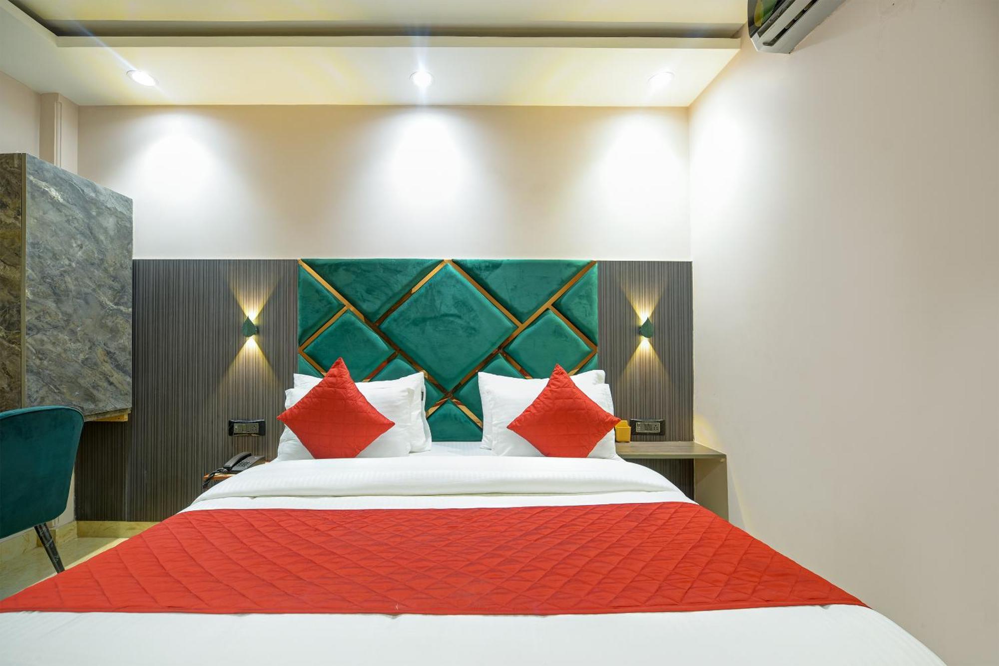 The Pearl Plaza Hotel In City Centre - Near New Delhi Railway Station Esterno foto
