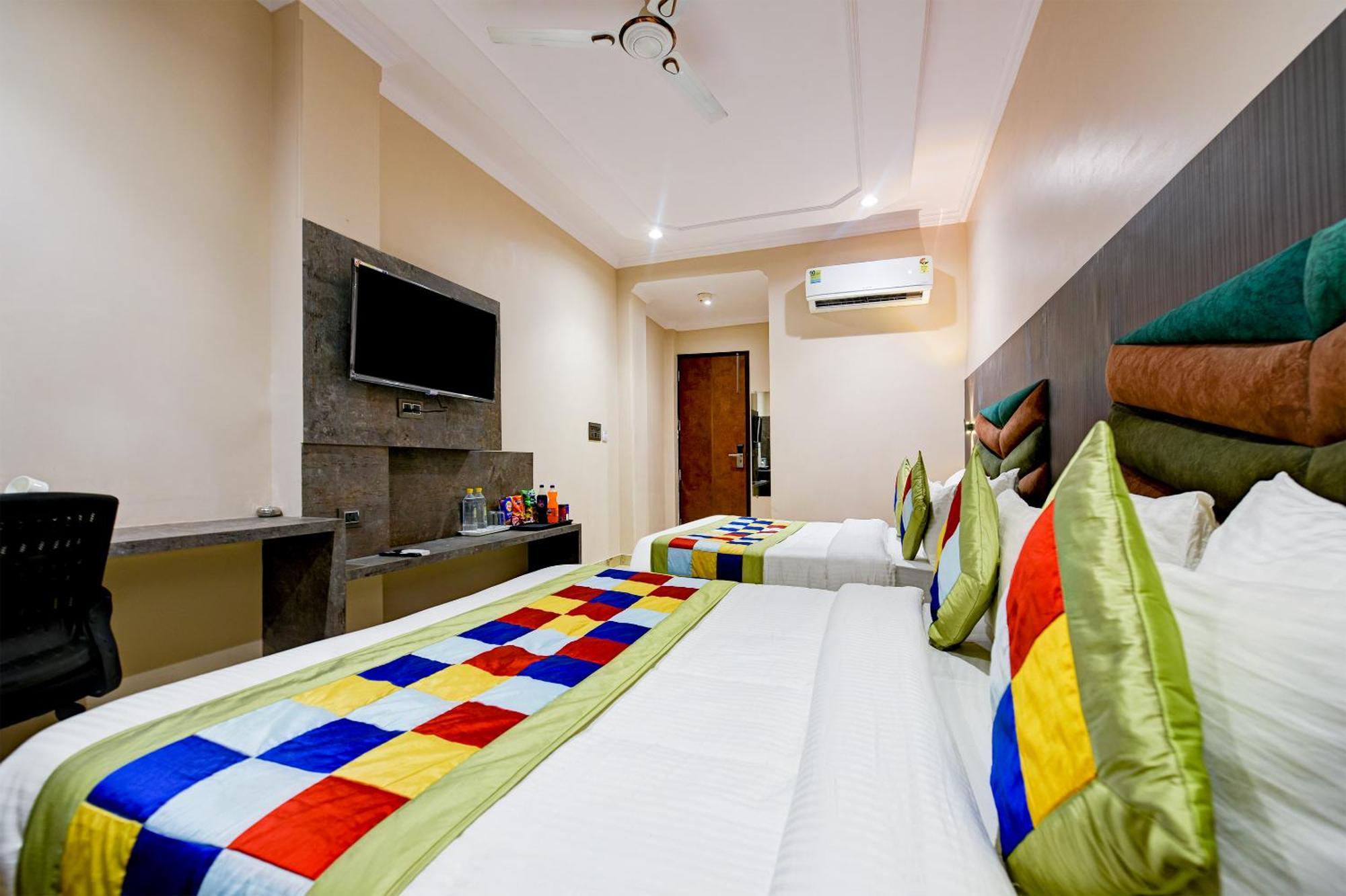 The Pearl Plaza Hotel In City Centre - Near New Delhi Railway Station Esterno foto