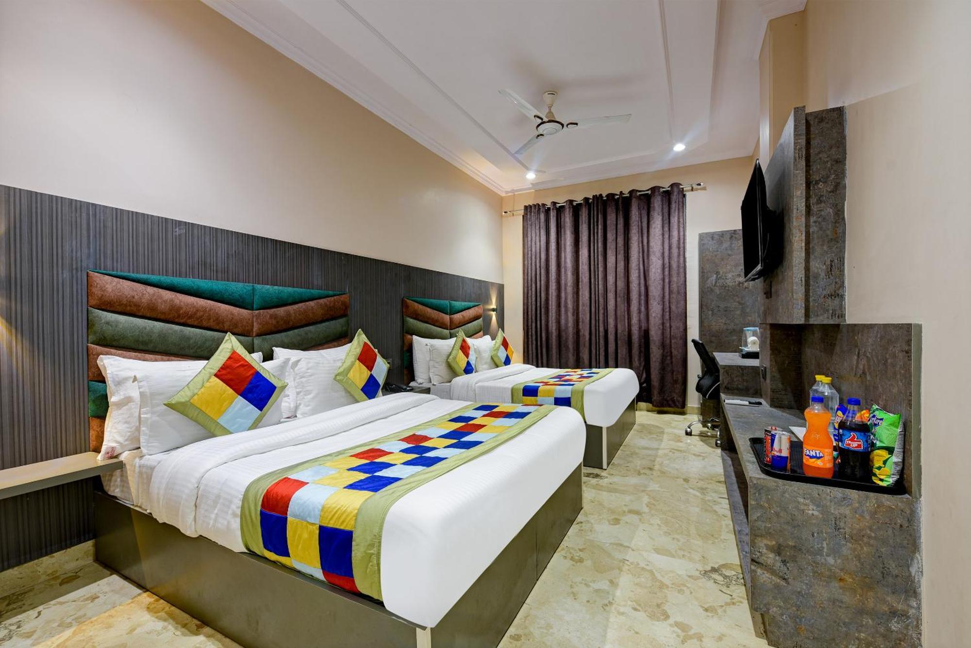 The Pearl Plaza Hotel In City Centre - Near New Delhi Railway Station Esterno foto